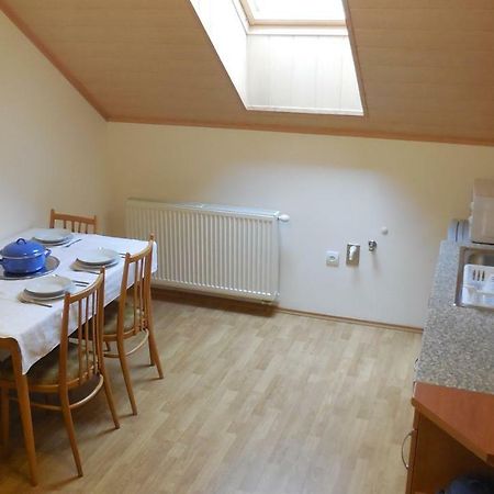 Privat Pod Kostolom - Ubytovanie Valca Bagian luar foto