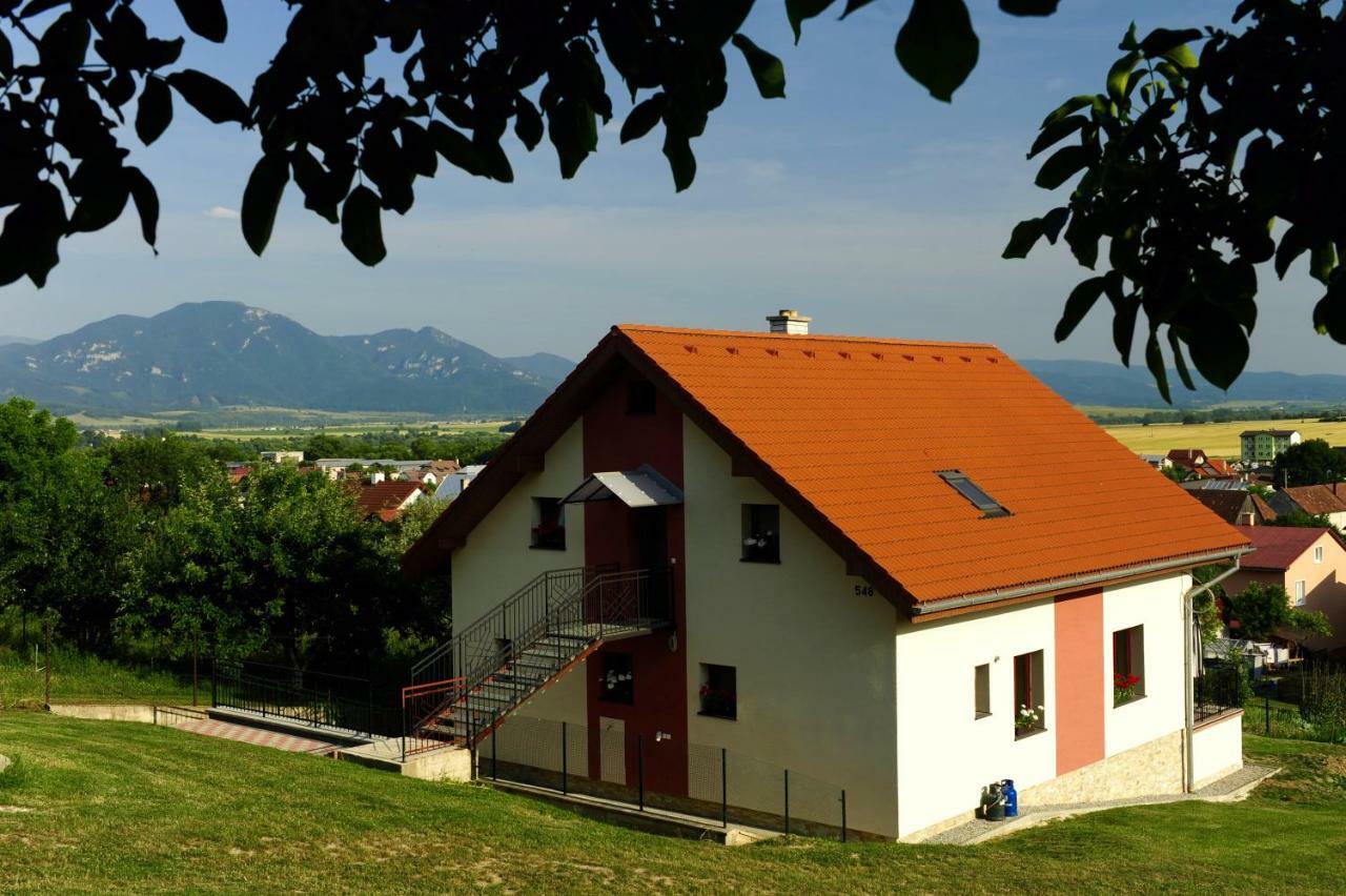 Privat Pod Kostolom - Ubytovanie Valca Bagian luar foto